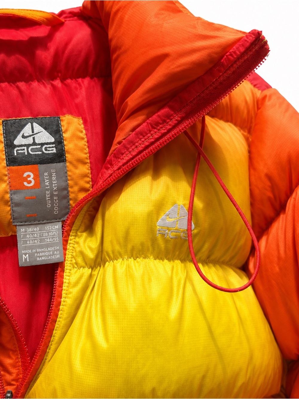 Nike ACG Red Orange Yellow Gradient Puffer Jacket - Picture 4 of 9